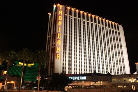 hilton tropicana las vegas reviews
